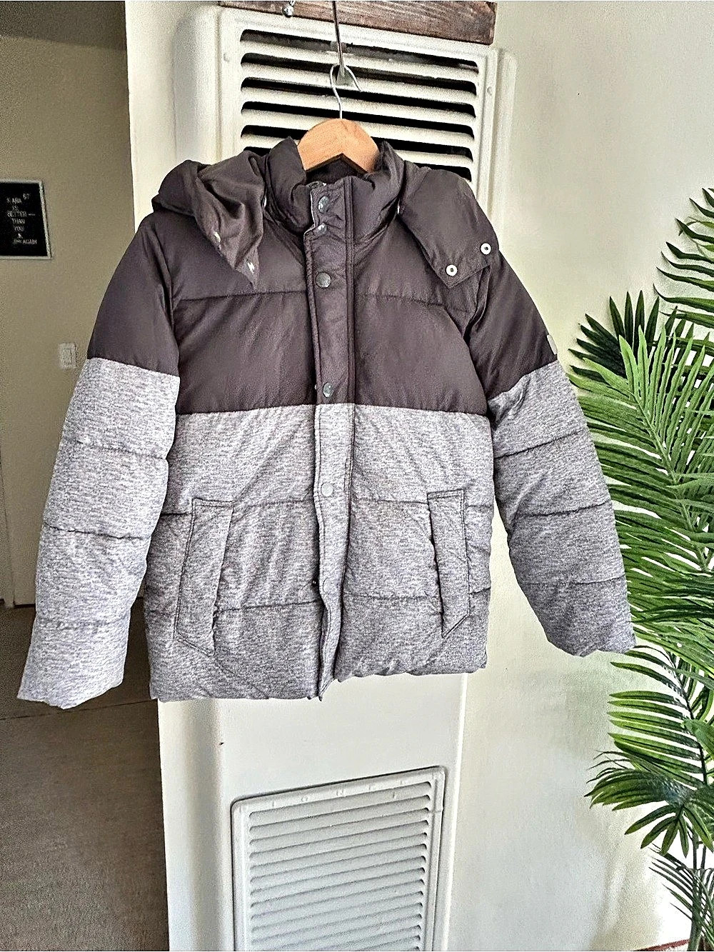 Gap Kids Color Block Puffer Jacket Gray & Brown Size Large NWT